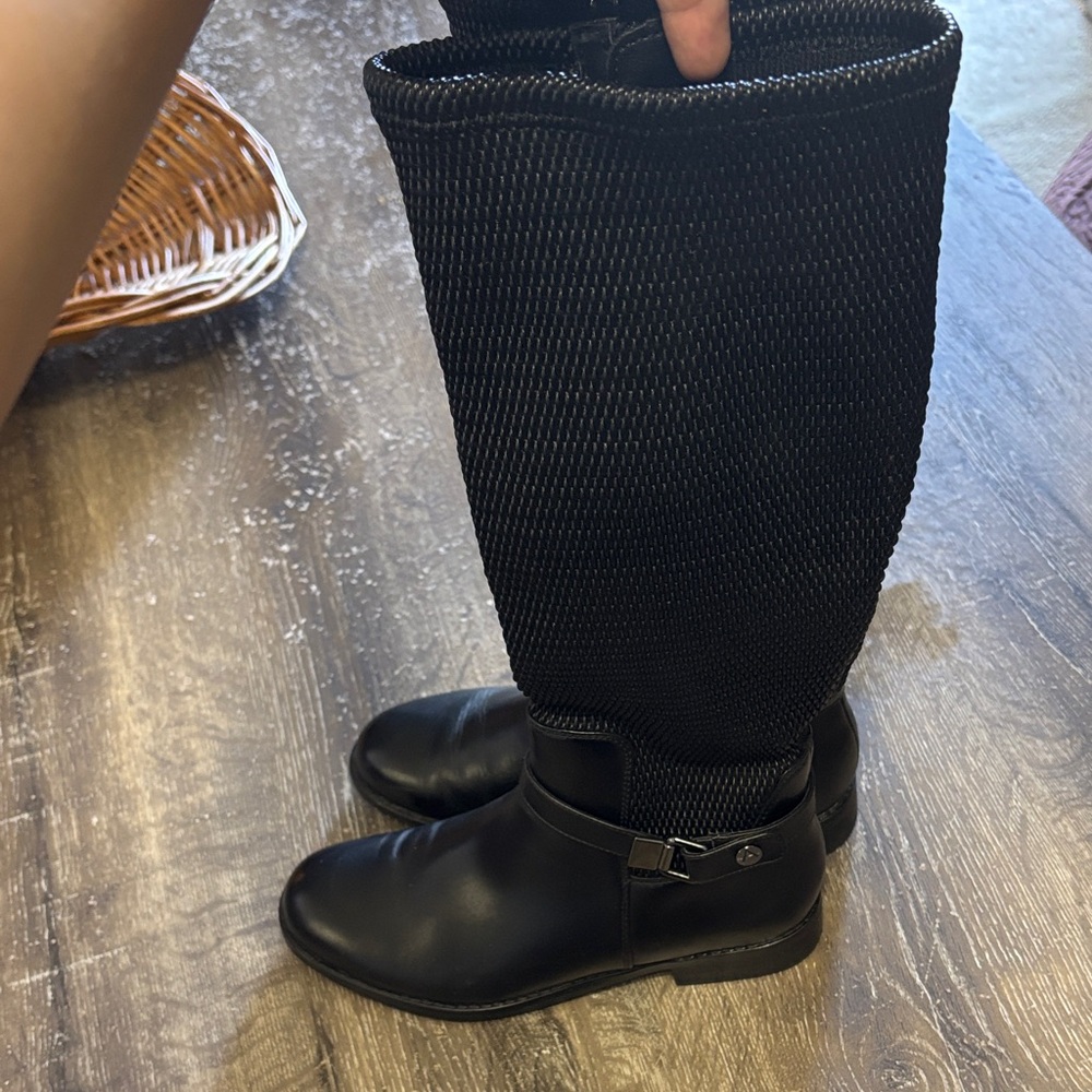 Artica Elegant Black Lace-Up Women's Boots - Picture 6 of 8